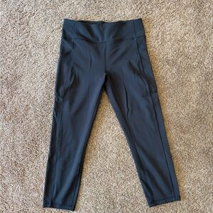 lululemon Black Leggings crop 23in size 10